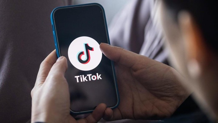 Pengguna Tiktok Bisa Cari lAGU Hanya Melalui Bersenandung,Berikut Ini Lh Cara Caranya